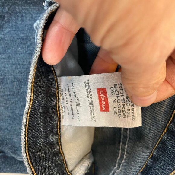 Wrangler Men's Jeans  33x30 Lot of Two Premium Quality - Picture 15 of 16